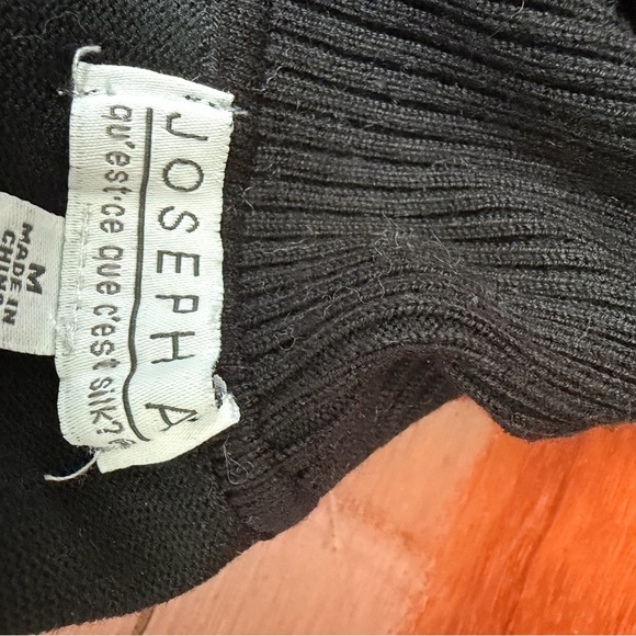 Joseph A Black Turtle Neck Sweater - Picture 3 of 3